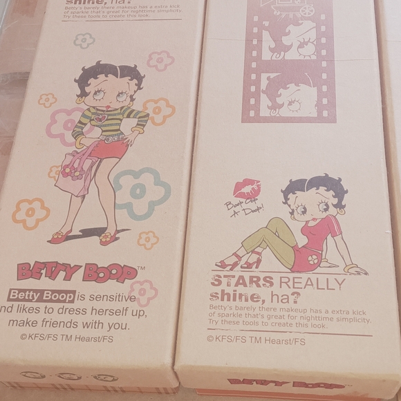 Betty Boop Other - Betty Boop Decorative Storage Boxes - Pink and Brown
